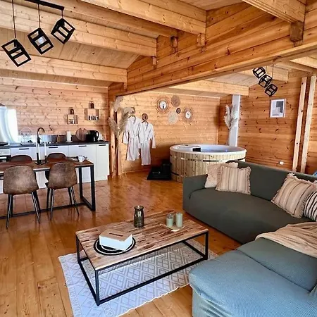 Chalé L'enseigne -location De 2 Privatifs Avec