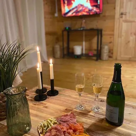 L'enseigne -location De 2 Privatifs Avec *