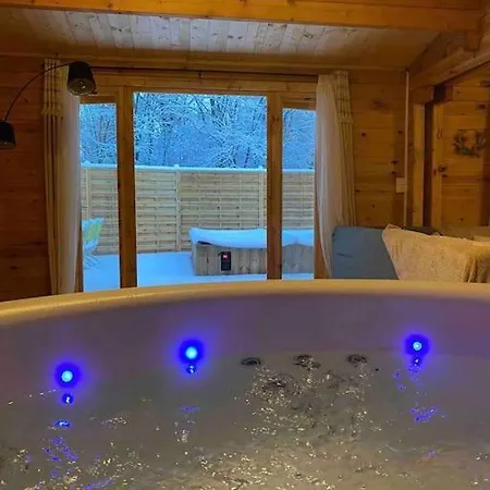 L'enseigne -location De 2 Privatifs Avec * Venizel