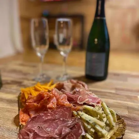 Шале L'enseigne -location De 2 Privatifs Avec Venizel