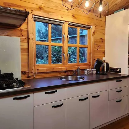 L'enseigne -location De 2 Privatifs Avec