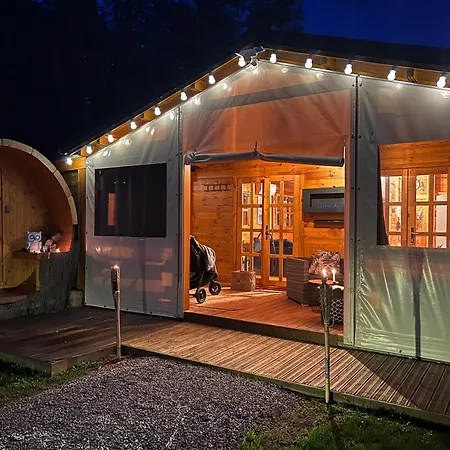 L'enseigne -location De 2 Privatifs Avec Шале Venizel