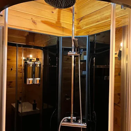 L'enseigne -location De 2 Privatifs Avec Шале *